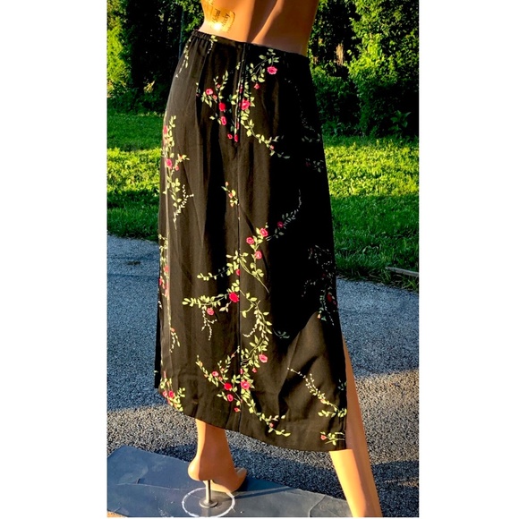 VTG 90s KATHIE LEE Collection Black~Red & Pink Floral A-Line Maxi Skirt~ 6 - Picture 7 of 11